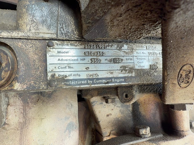 1985-ford-9000-image-9
