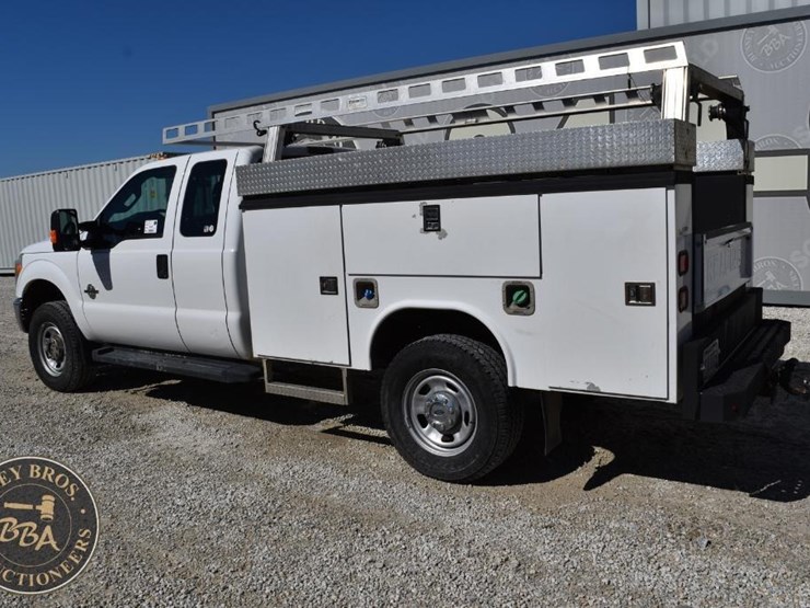 2015-ford-f350-sd-image-12