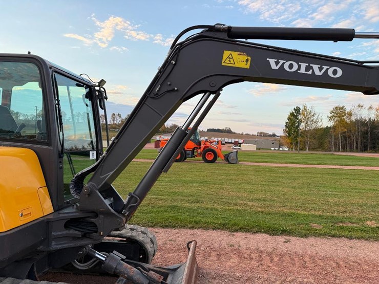 volvo-ec60e-image-35
