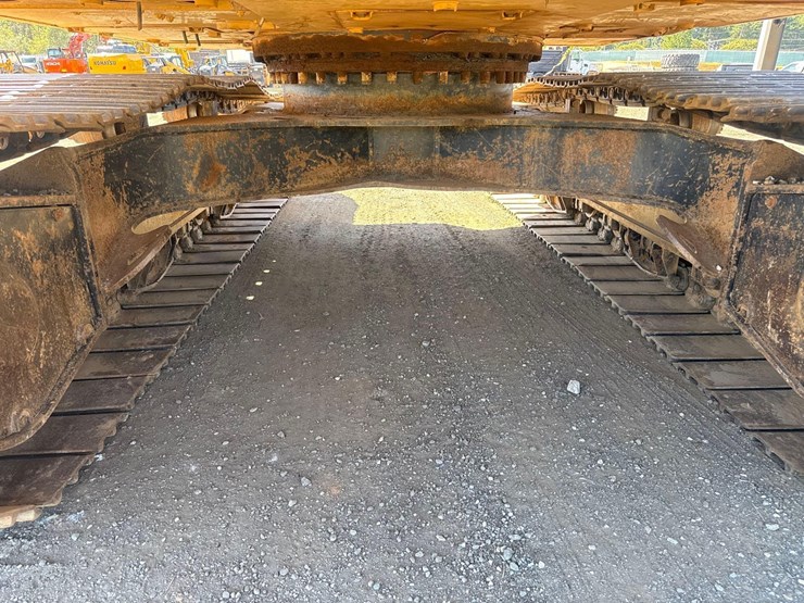 2013-caterpillar-320el-image-21