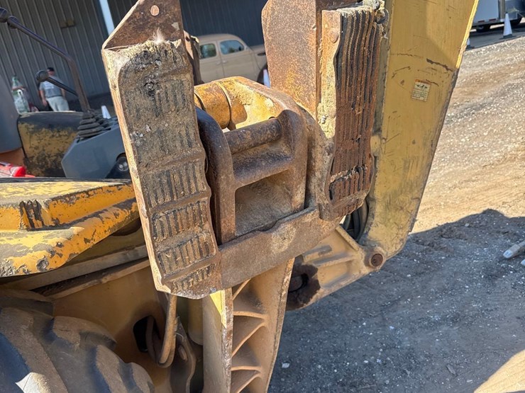 1998-caterpillar-416c-image-53