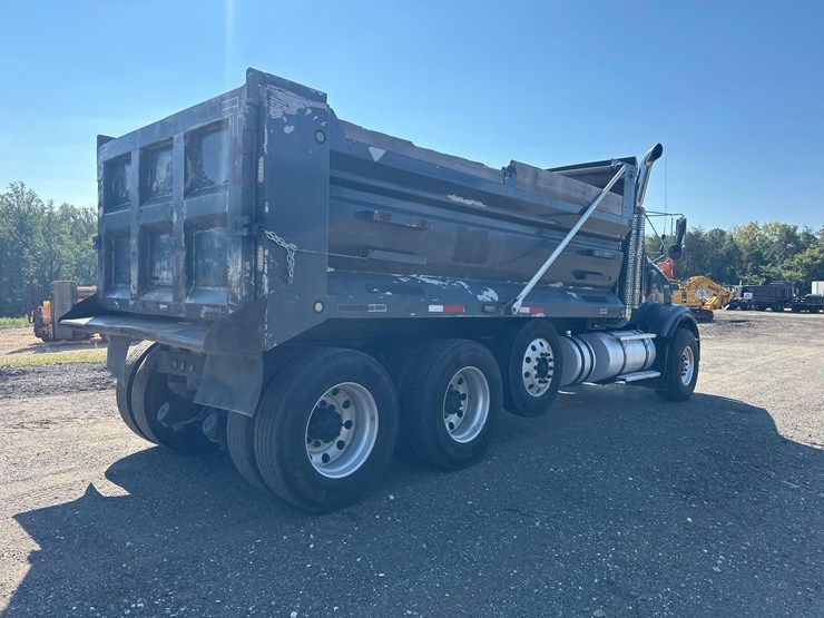 2016-kenworth-t800-image-7