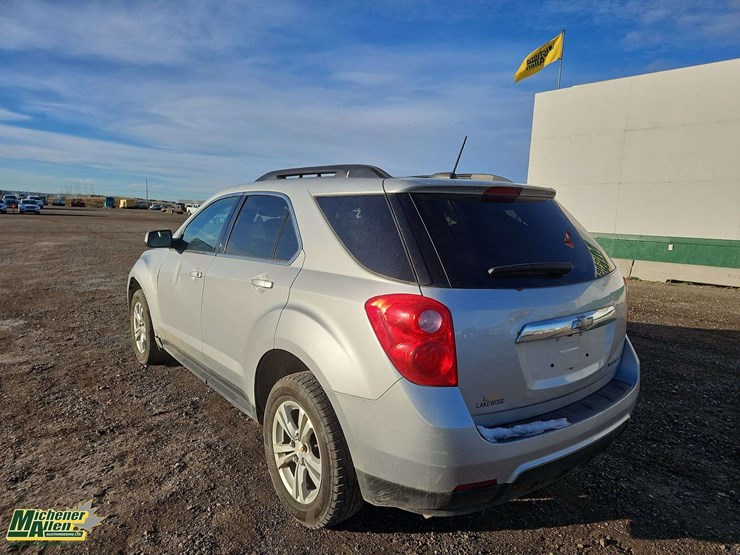 2015-chevrolet-equinox-lt-image-3