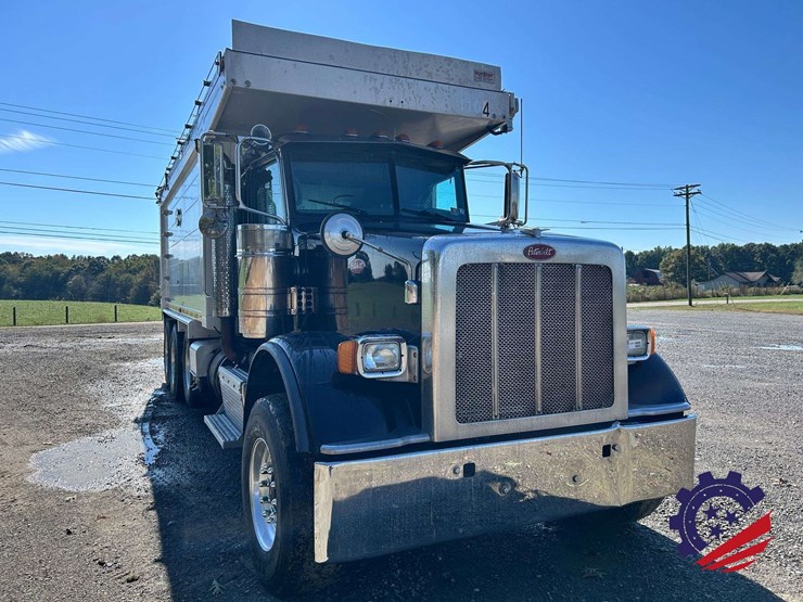 2016-peterbilt-367-image-10