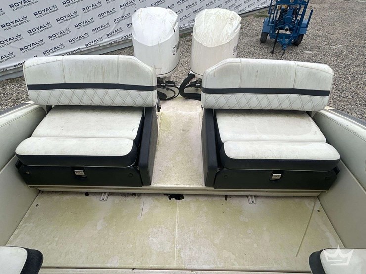 2018-27ft-regal-290bx-boat-w-tarpon-tri-axle-boat-trailer-image-22