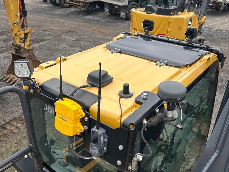 2023-john-deere-350-image-69