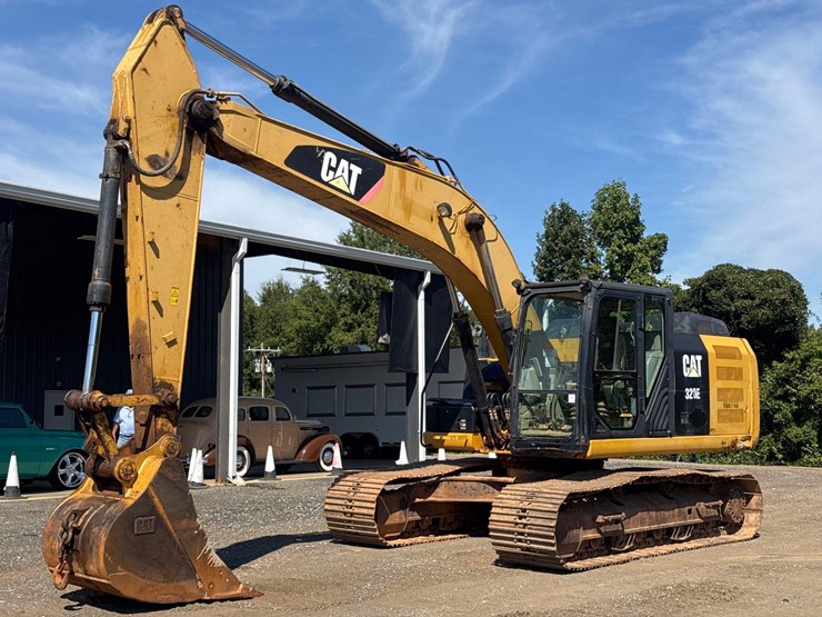 2013-caterpillar-320el-image-1