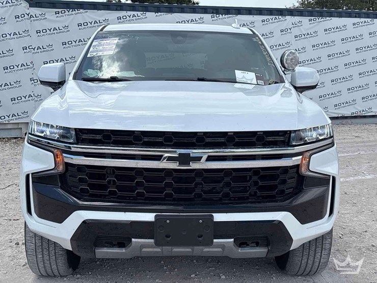 2022-chevrolet-tahoe-image-24