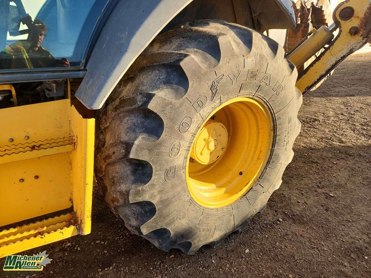 2014-deere-310sk-image-18