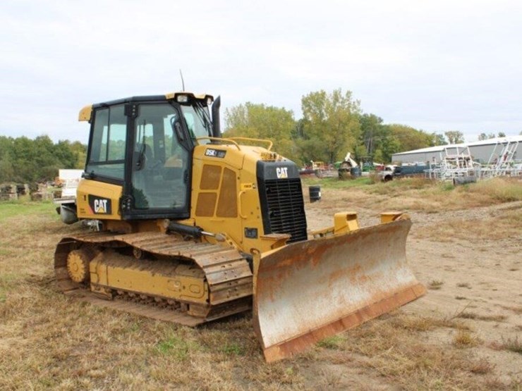 caterpillar-d5k2-image-3