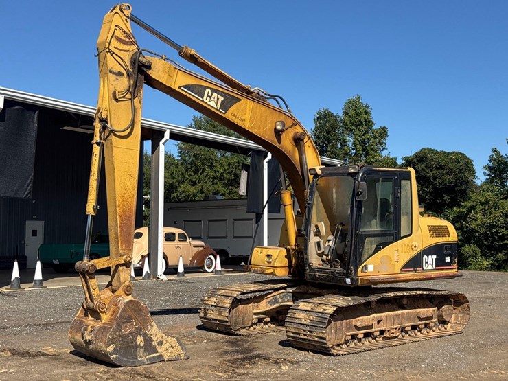 2007-caterpillar-312c-image-1