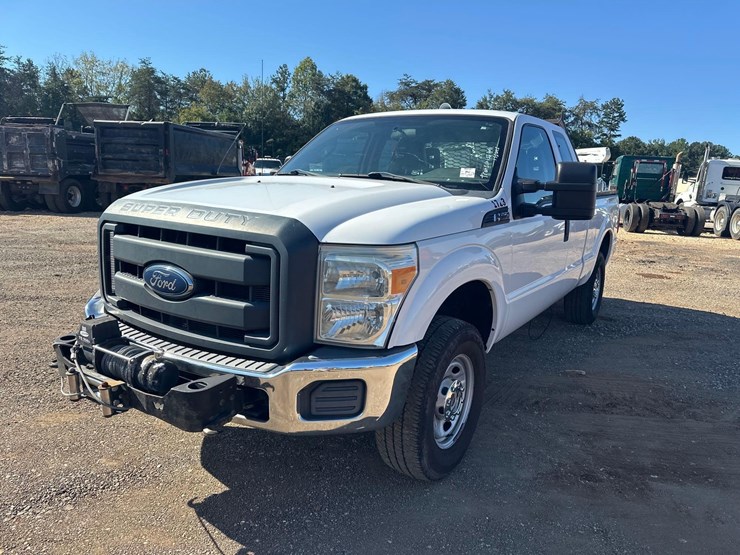 2015-ford-f250-image-2