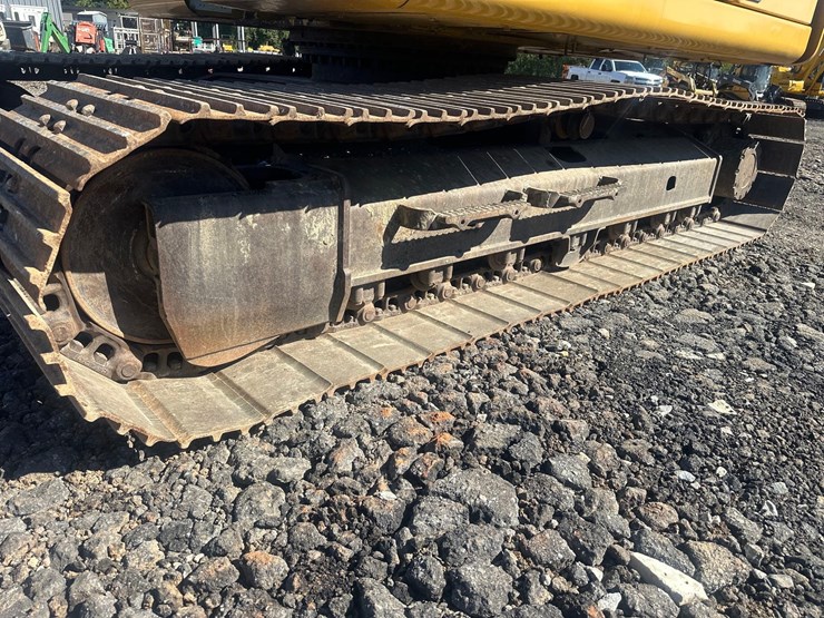 2021-caterpillar-313-image-22