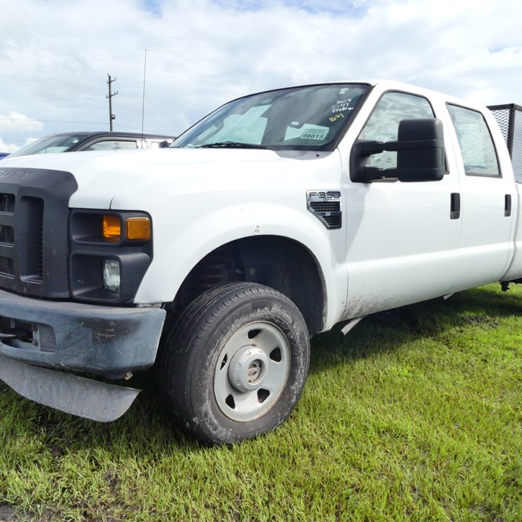 2009 FORD F350 XL