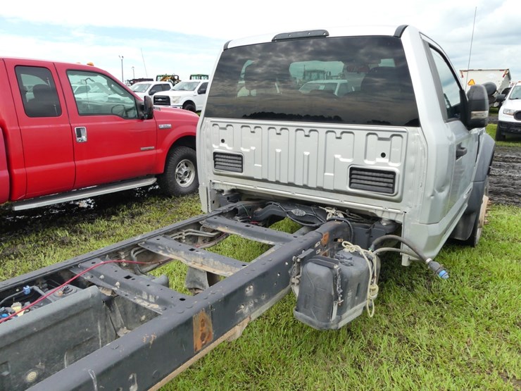 2017-ford-f450-xlt-image-6