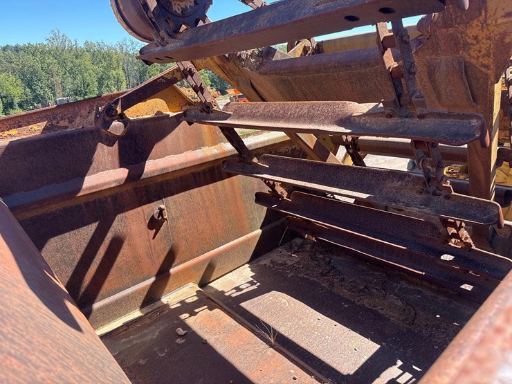 2000-caterpillar-613c-image-19