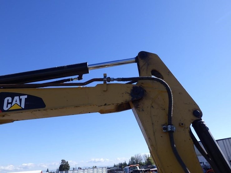 caterpillar-305e2-image-17