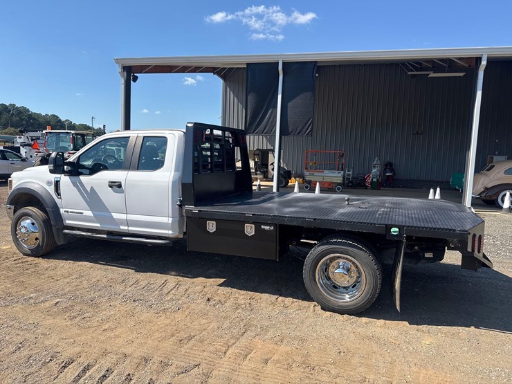 2018-ford-f550-xl-image-3