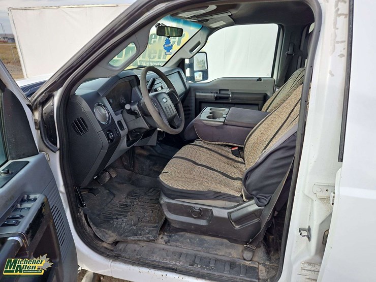 2012-ford-f250-image-13