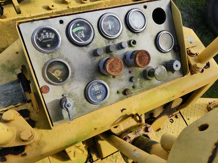 caterpillar-950-image-16