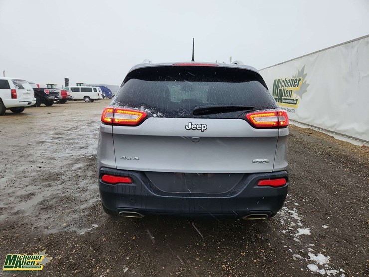 2015-jeep-cherokee-image-20