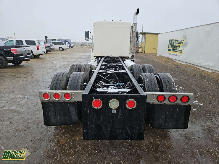 2008-kenworth-t300-image-5