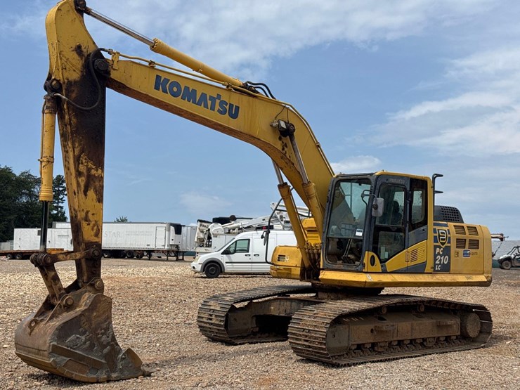 2014-komatsu-pc210-lc-10-image-1