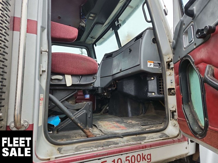 2011-western-star-4900-image-21