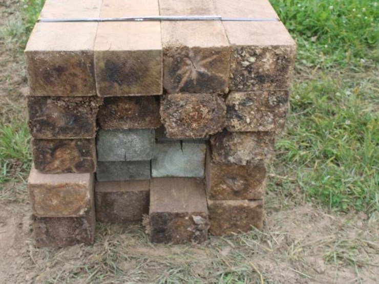 bundle-of-guardrail-posts-6''x8''x6'-long-image-5