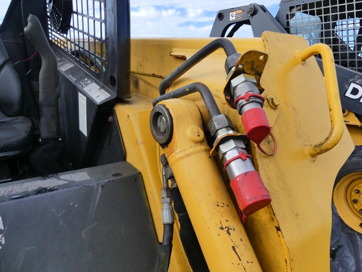 deere-270-image-12