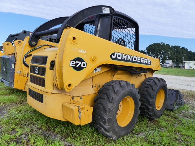 deere-270-image-3