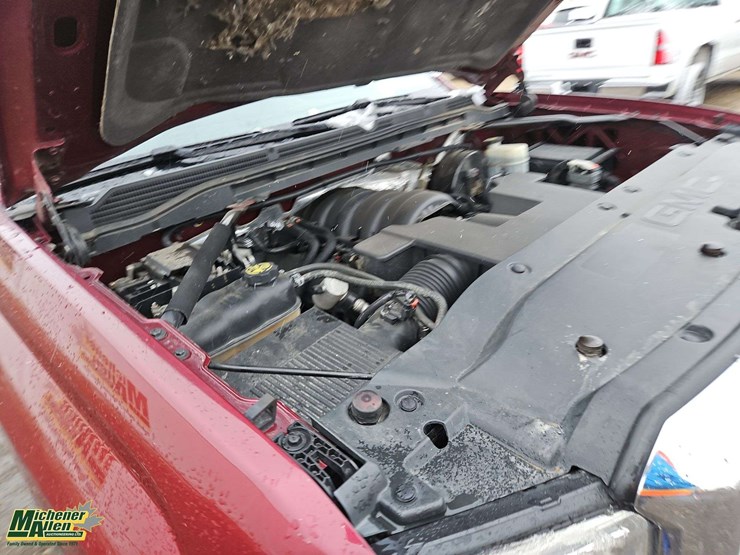 2014-gmc-sierra-1500-image-28