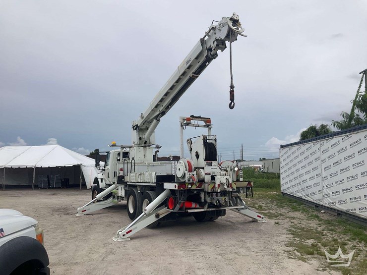 2011-international-workstar-7400-image-4