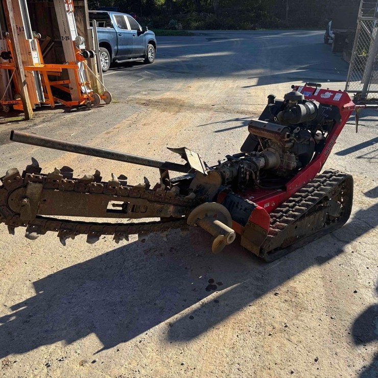 2015 BARETTO 2024TK 36" TRACK TRENCHER