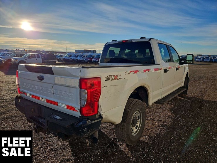 2021-ford-f350-image-4