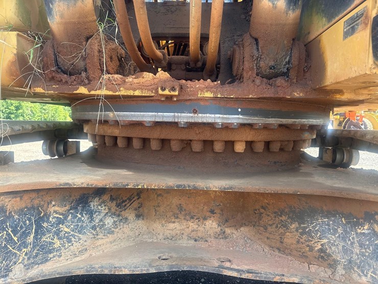 2017-caterpillar-336fl-image-24