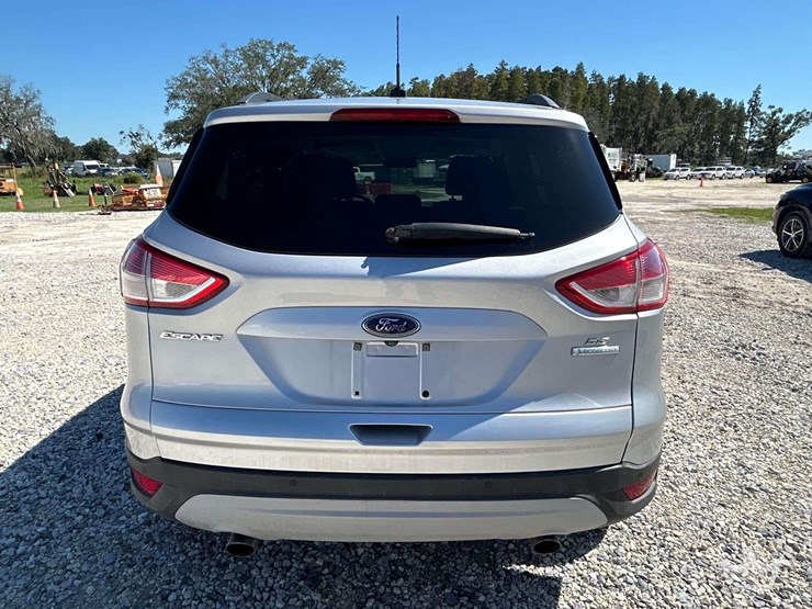 2016-ford-escape-image-23