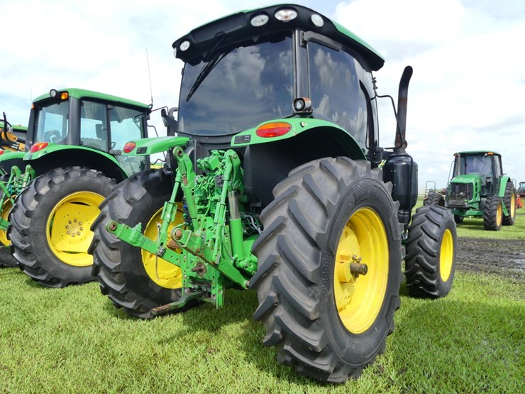 john-deere-6120r-image-3