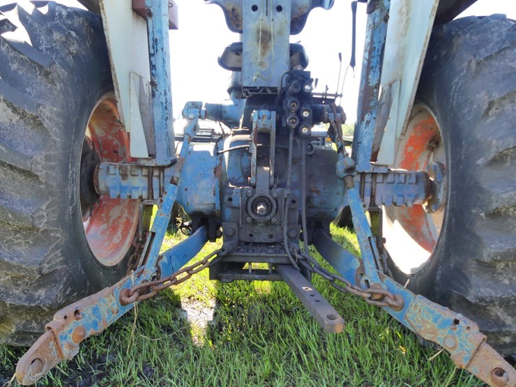 ford-7610-image-5
