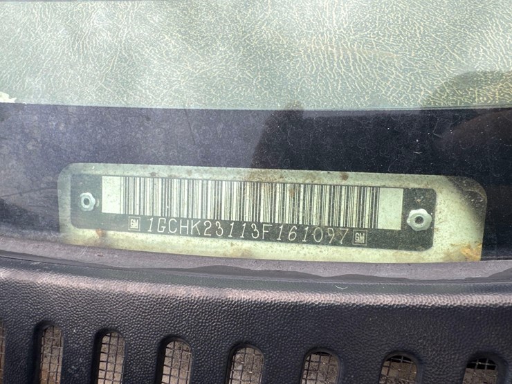 2003-chevrolet-2500hd-image-8