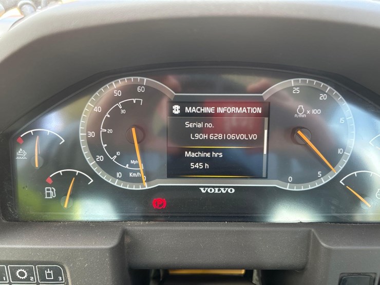 2024-volvo-l90h-image-12