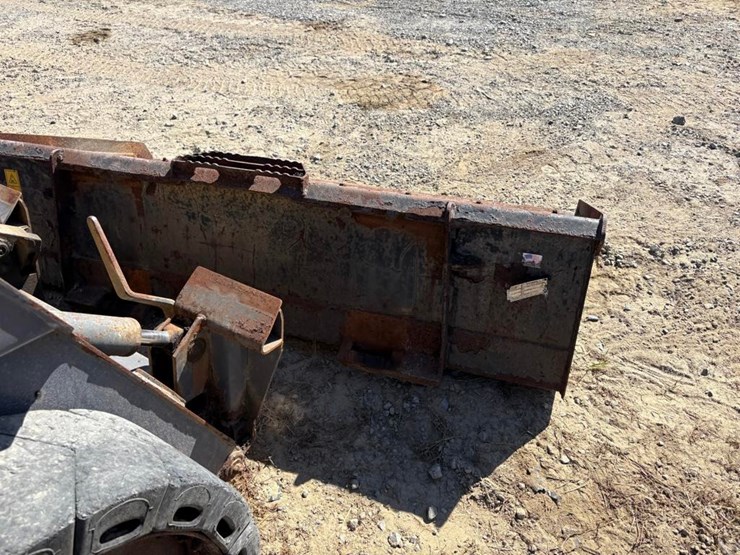 new-holland-ls170-image-9