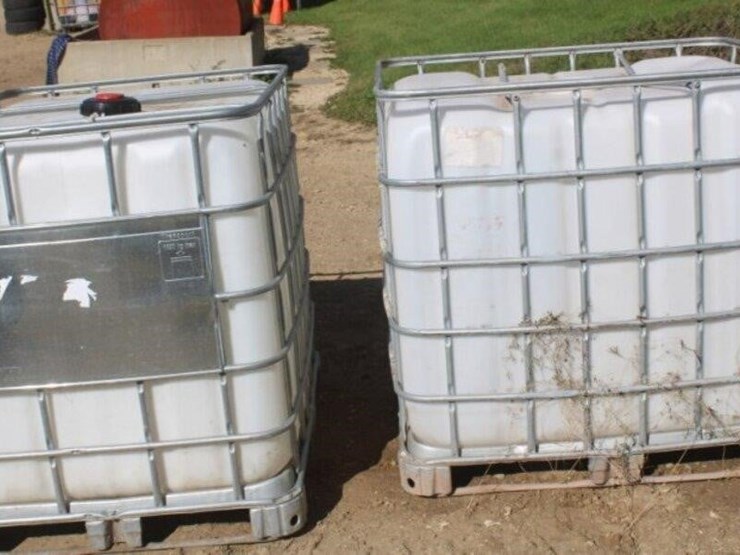 poly-tanks-in-cages-image-1
