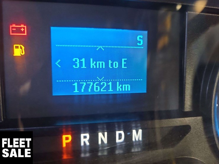 2021-ford-f350-image-26