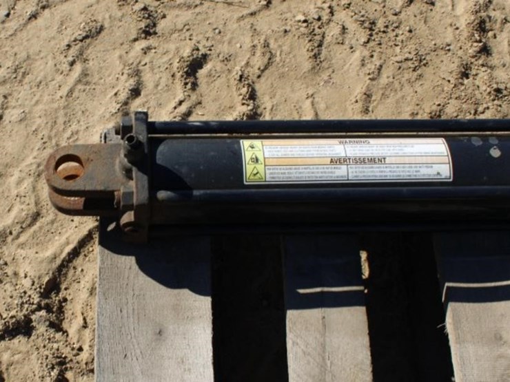 (2)-hydraulic-cylinders-image-5
