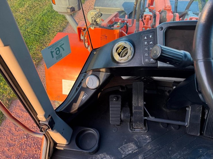 2017-doosan-dl250-5-image-51