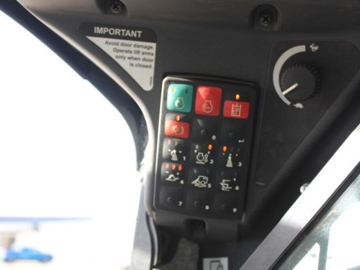 2024-deere-333g-image-10