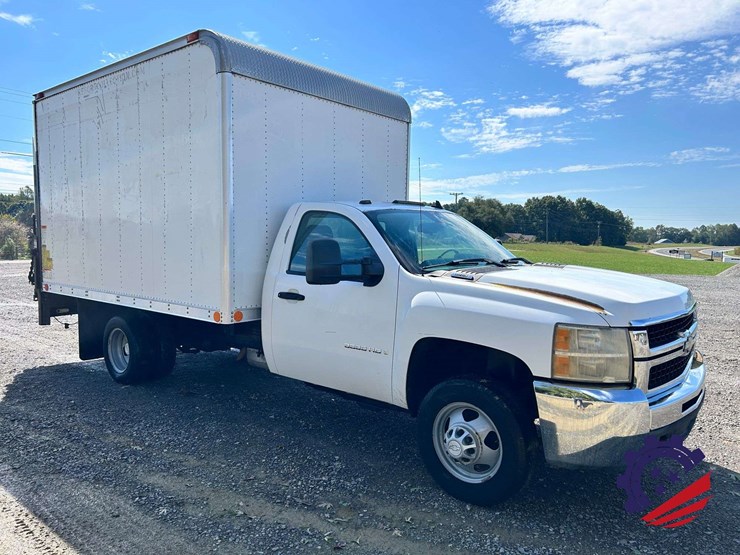 2008-chevrolet-silverado-3500hd-image-5