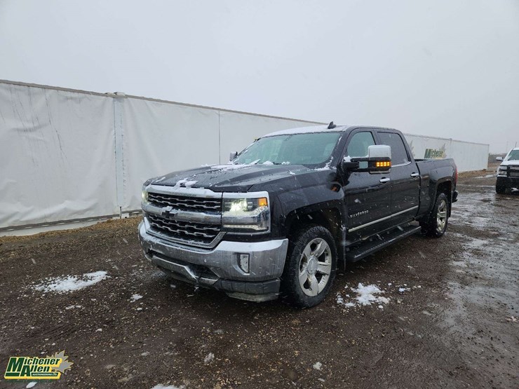2018-chevrolet-silverado-1500-image-1