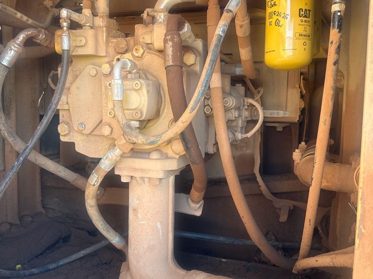 2017-caterpillar-336fl-image-33